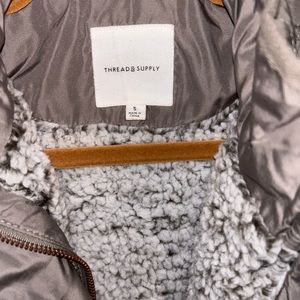 Women’s Thread & Supply Sherpa jacket. Size small. Olive/Army Green